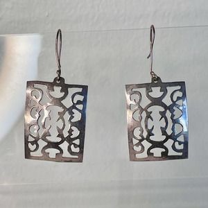 925 Sterling Silver Rectangular Filigree Earrings Curved